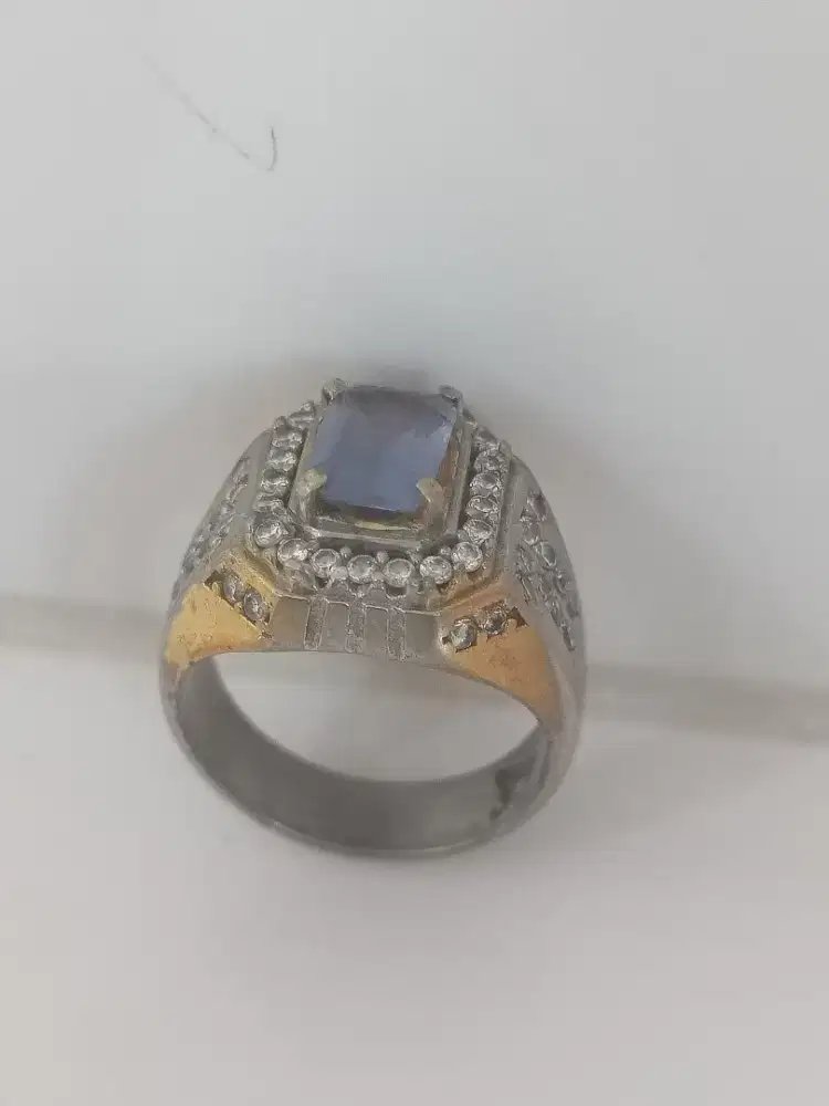 Batu fluorite perak memo