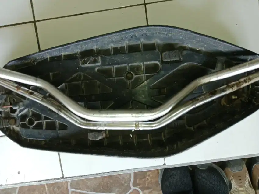 Di jual Stang Trial 2 bh n Jok Trial
