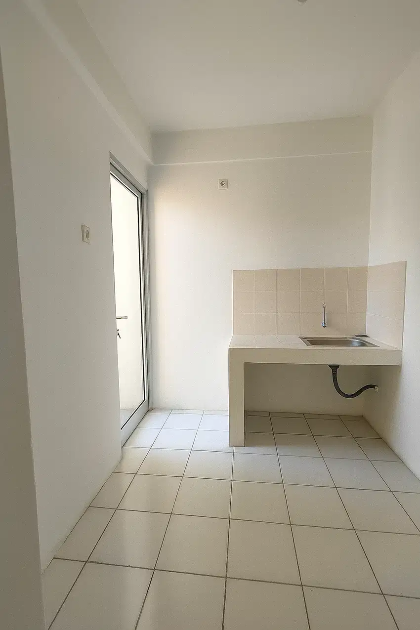 Disewakan Murah 2BR Unfurnish Pancoran Riverside dekat Kalibata