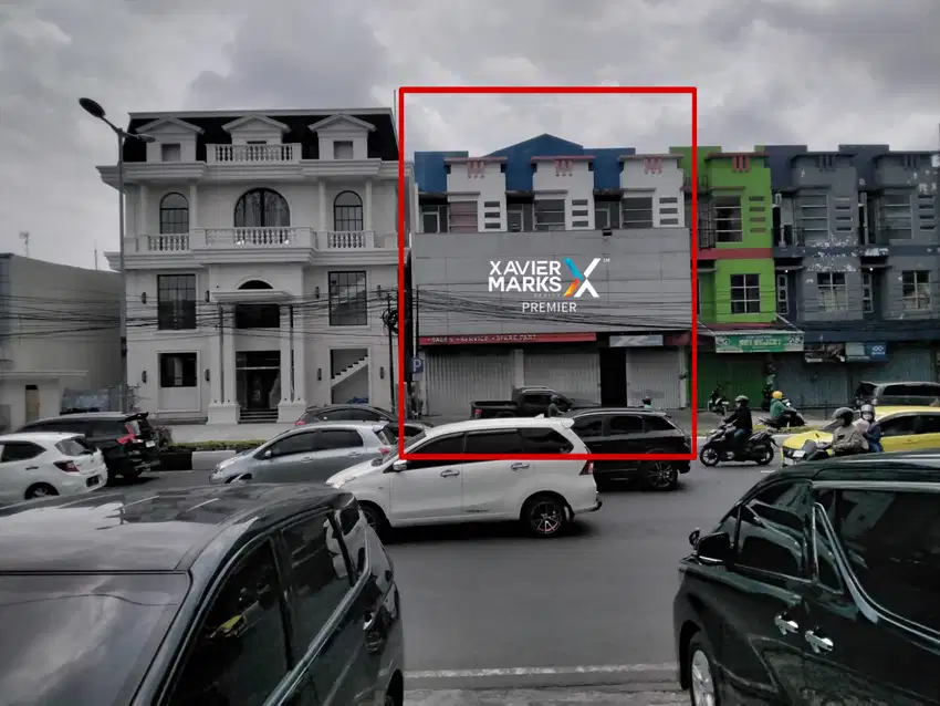 Tempat usaha strategis poros jalan jaksa agung suprapto malang