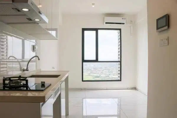 DIJUAL APARTMENT SKYHOUSE ALAM SUTERA TYPE STUDIO SEMI FURNISHED