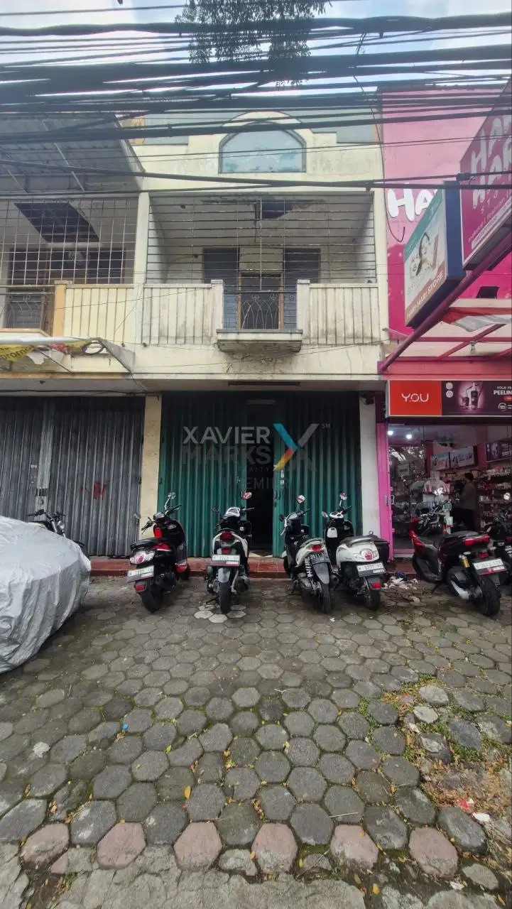 Ruko strategis 2 lantai poros jalan borobudur blimbing malang