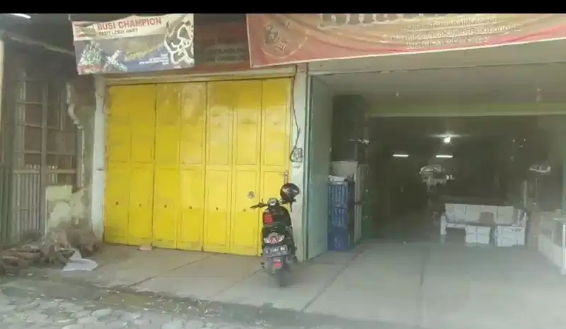 toko gudang luas strategis depan terminal kesesi