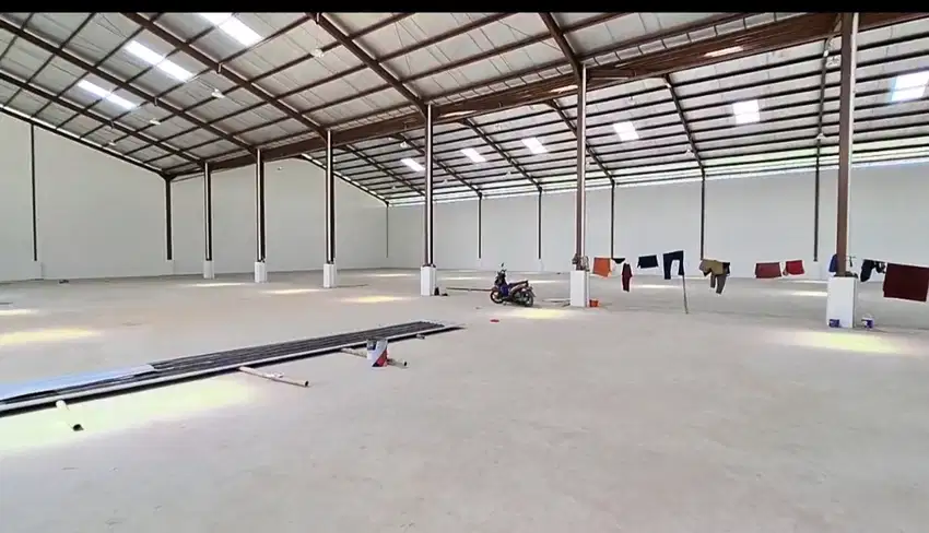Disewakan gudang jatake legok luar 4500 kontainer 40 feet