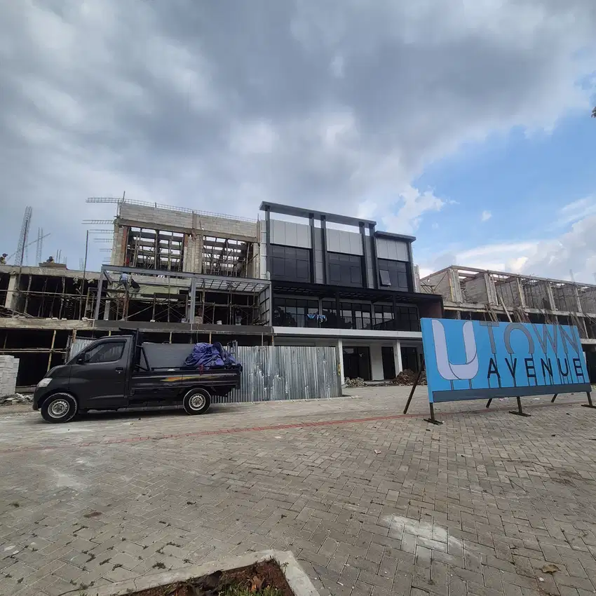 Ruko u town avenue bintaro jaya