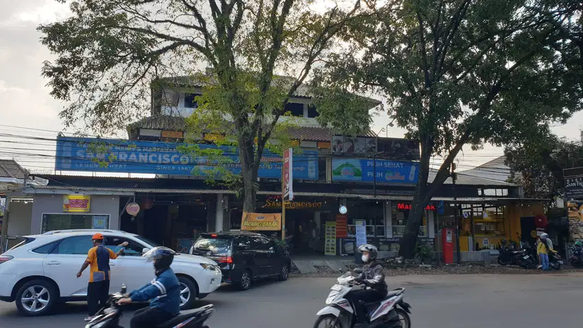 Ruang Usaha Lokasi Terbaik Jl. Burangrang