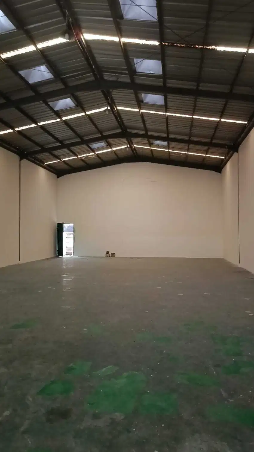 Disewa Gudang Pusat Niaga Terpadu
