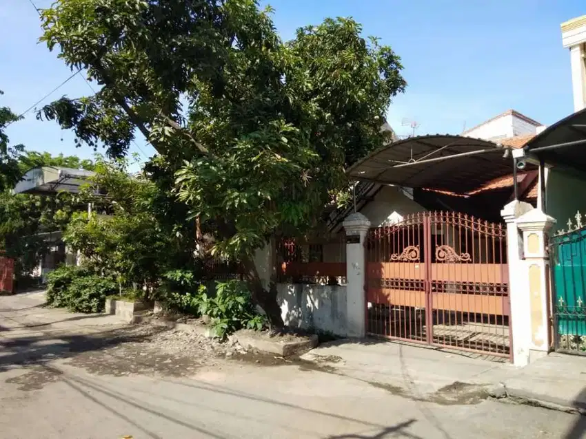 Jual cepat rumah second selangkah d/ jln raya Rungkut Asri Utara