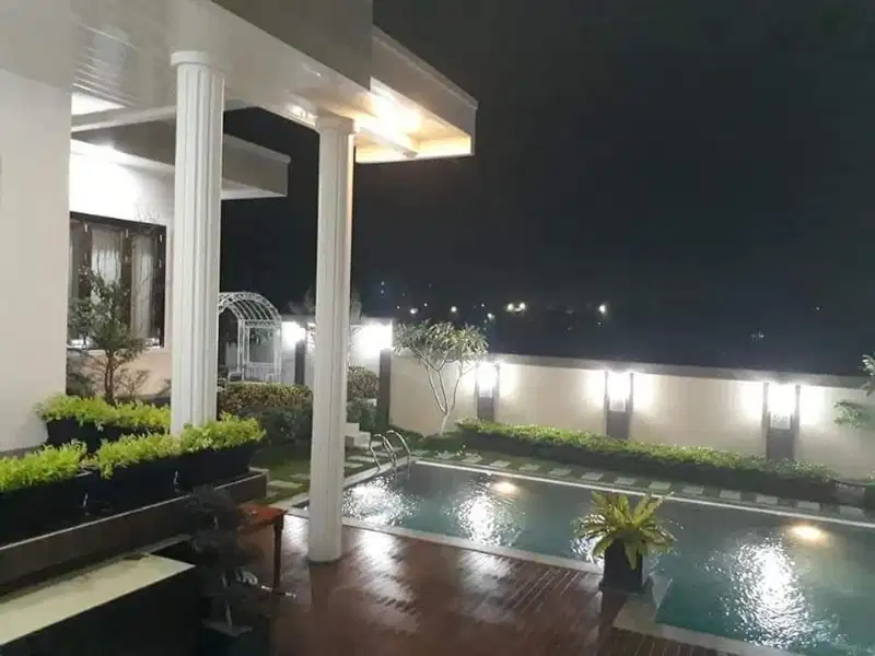 Rumah Konsep  Villa Dekat Mall SKA/Eka Hospital