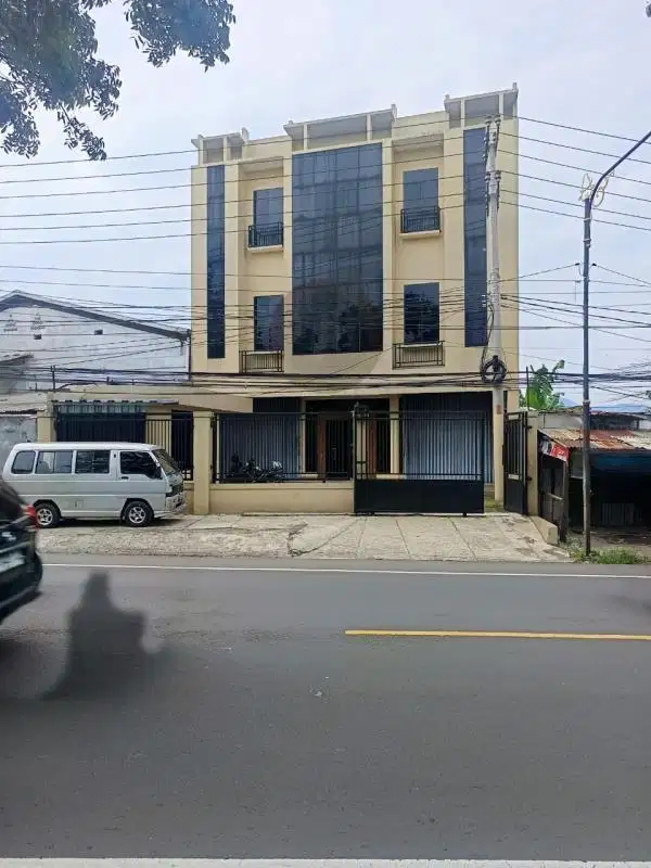 Ruko Jual 3 Lantai di Raya Cianjur Bandung, Karang Tengah Jawa Barat