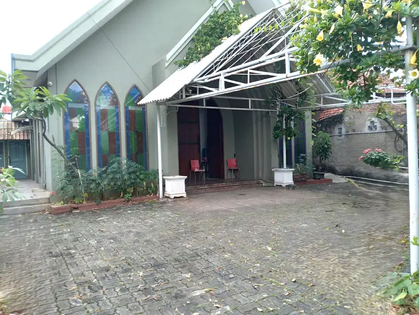 DIJUAL RUMAH COCOK UNTUK TEMPAT TINGGAL ATAU USAHA DI AREA KEBAYORAN