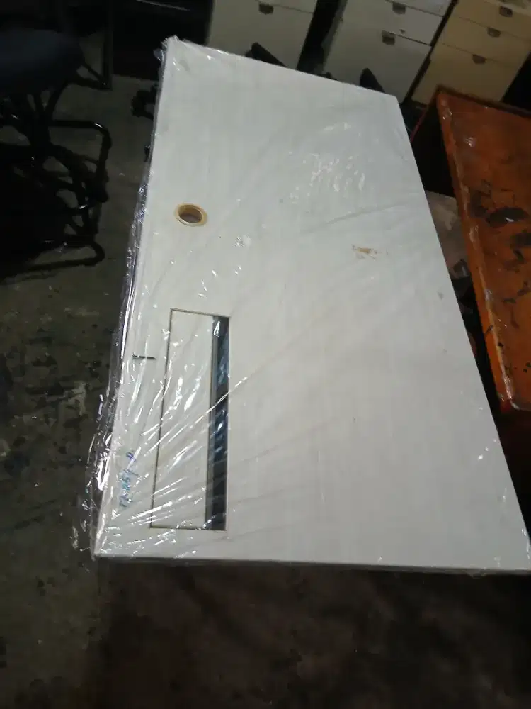 meja kaki besi dan laci box