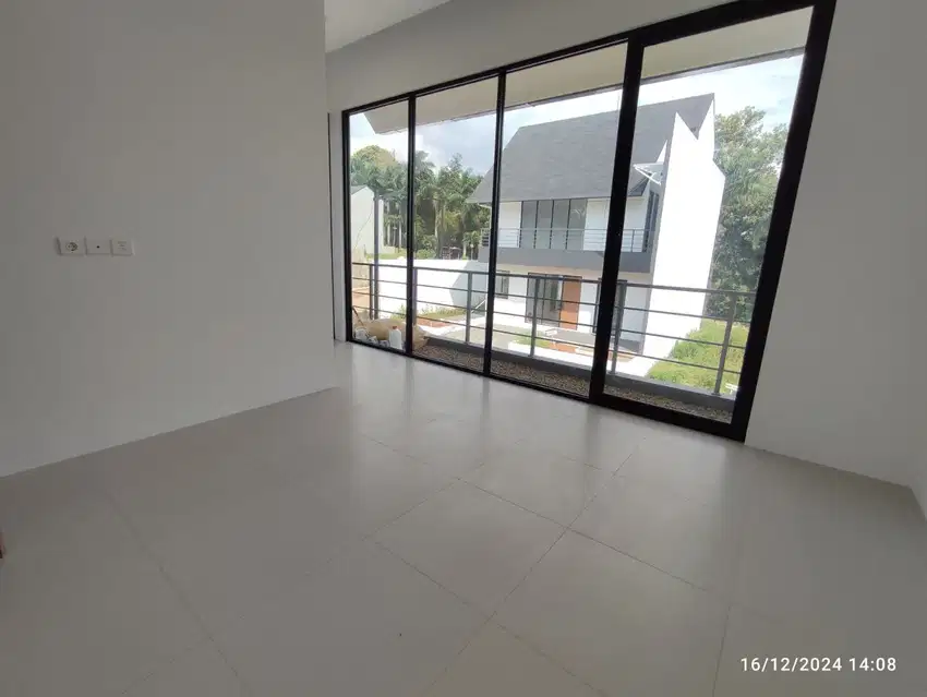 Rumah Baru Green Villas Dago Pusat Kota Bandung Dekat Kampus ITB