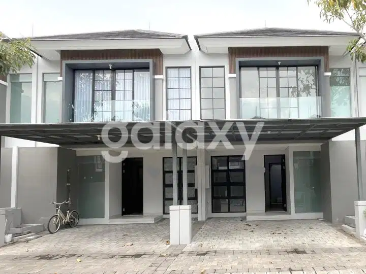 Rumah minimalis siap huni Suvadiva Grand Island pakuwon city