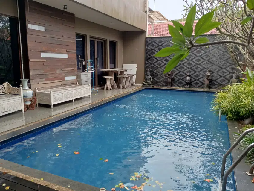 RUMAH LUX STRATEGIS ADA KOLAM RENANG DI CIJAGRA BUAH BATU BANDUNG