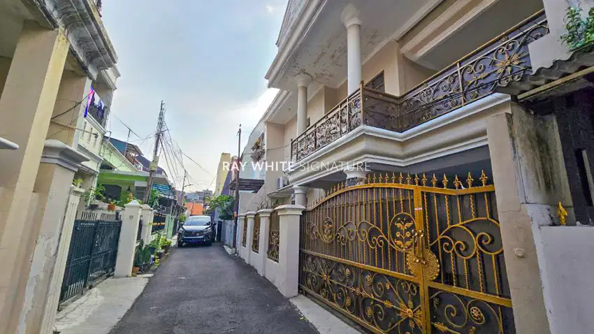 Dijual Rumah 2 Lantai Siap Huni di Jl Tebet Barat VII