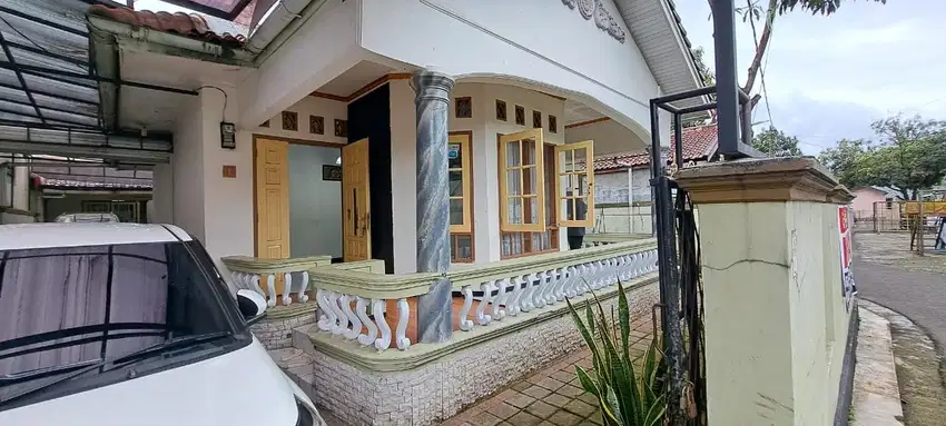 Rumah Dekat Stasiun Cocok Buat Kos Fully Furnished