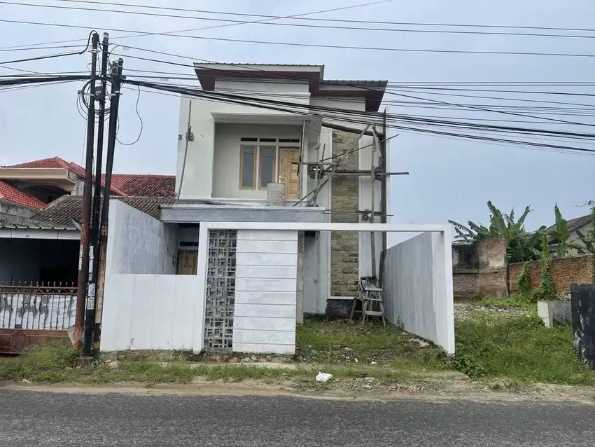 DIJUAL RUMAH 2 LANTAI DI PINGGIR JALAN WAY HALIM BANDAR LAMPUNG