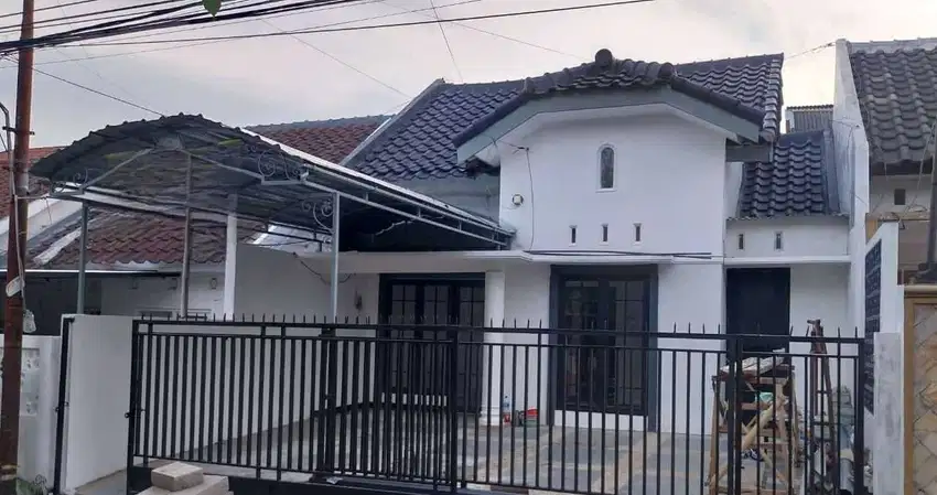 DIJUAL RUMAH VILLA BUKIT TIDAR