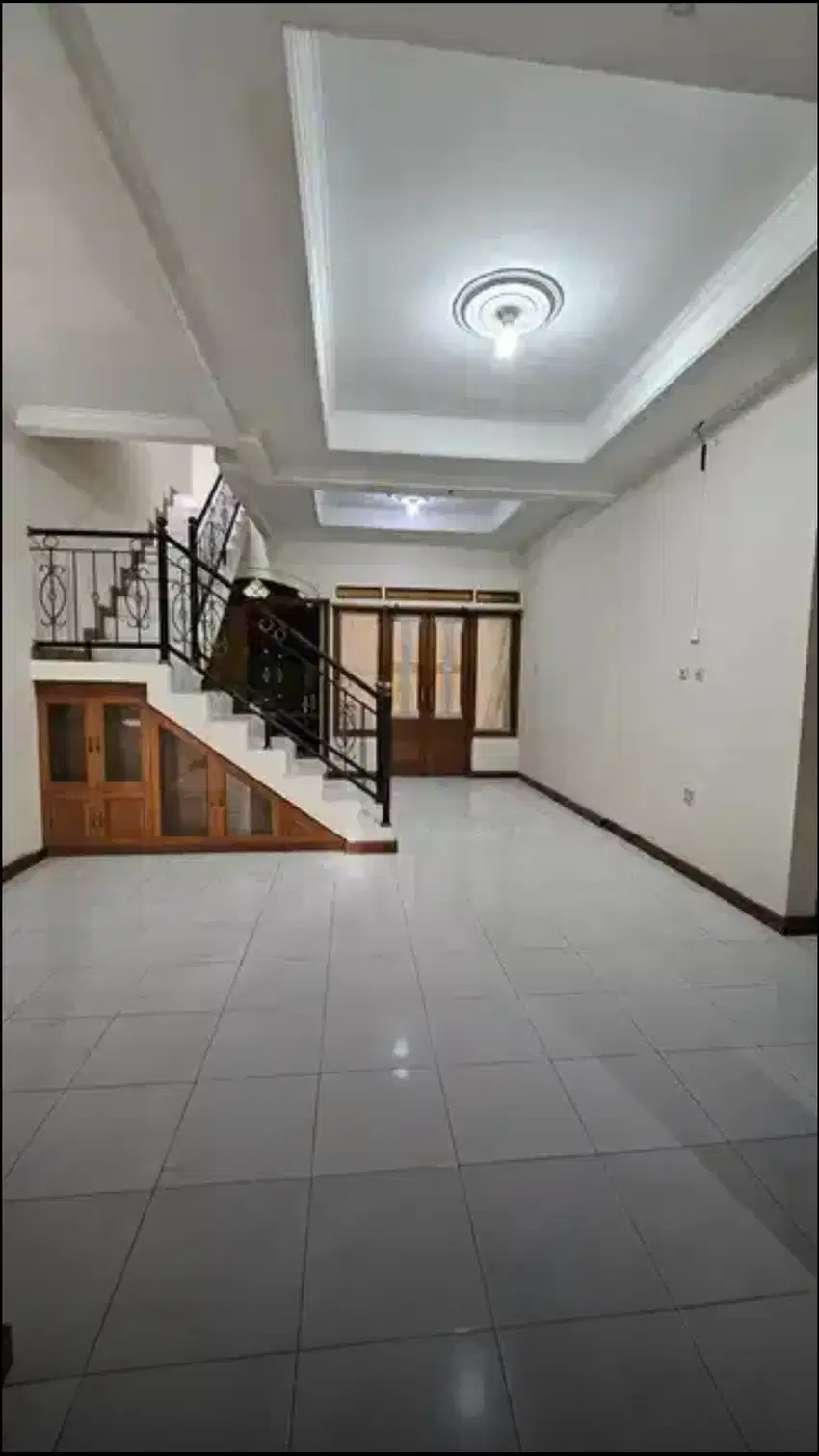Rumah Arcamacik dalam komplek panorama alam parahyangan