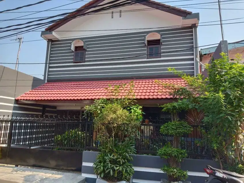 TERMURAH Rumah Butuh Renovasi di Utan Kayu dekat Ke Rawamangun