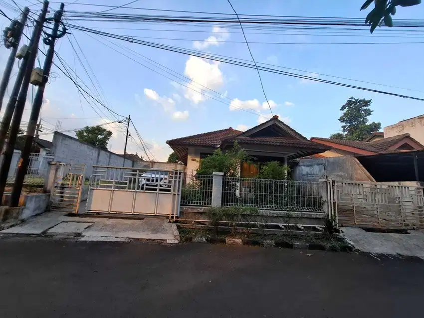 Rumah dijual di Antapani dkt Arcamanik Soekarno Hatta