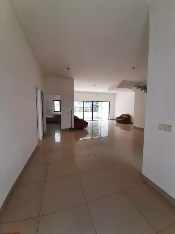 Dijual Cepat Rumah di bawah harga NJOP di Cluster Cassia JGC Jakarta