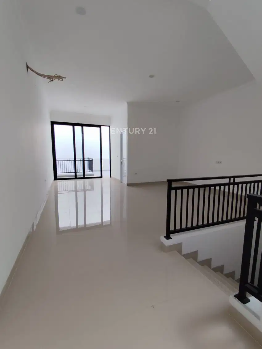 Rumah Tinggal Bangunan Baru Lokasi Strategis Di Pulomas S8116