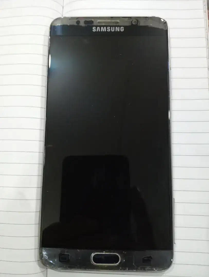 Jual Samsung note 5, Lcd pecah, mesin normal belum pernah servis