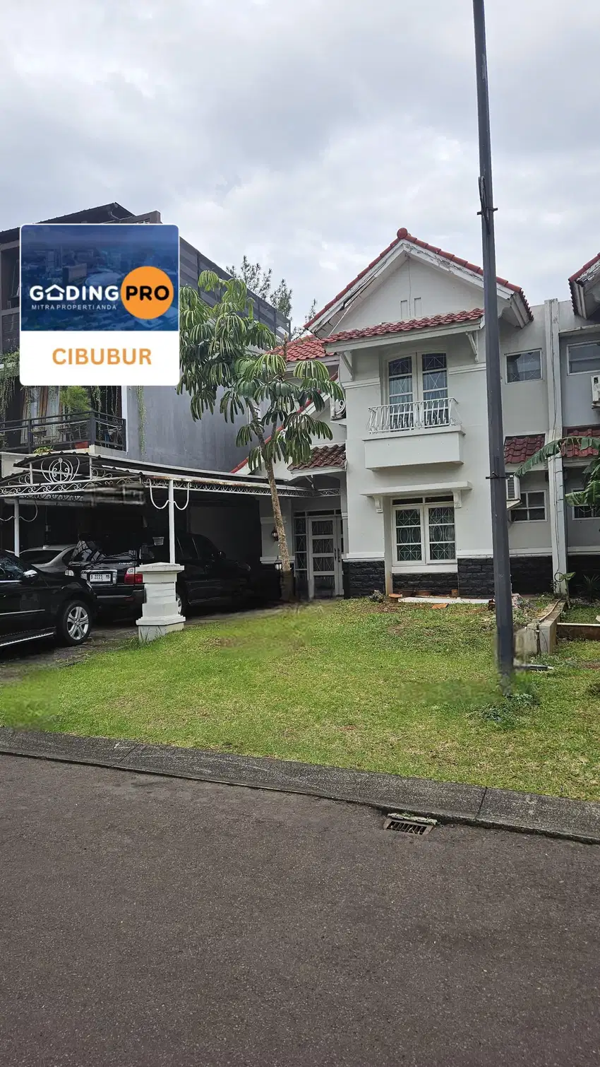 Rumah 2 Lantai di Kota Wisata Cibubur