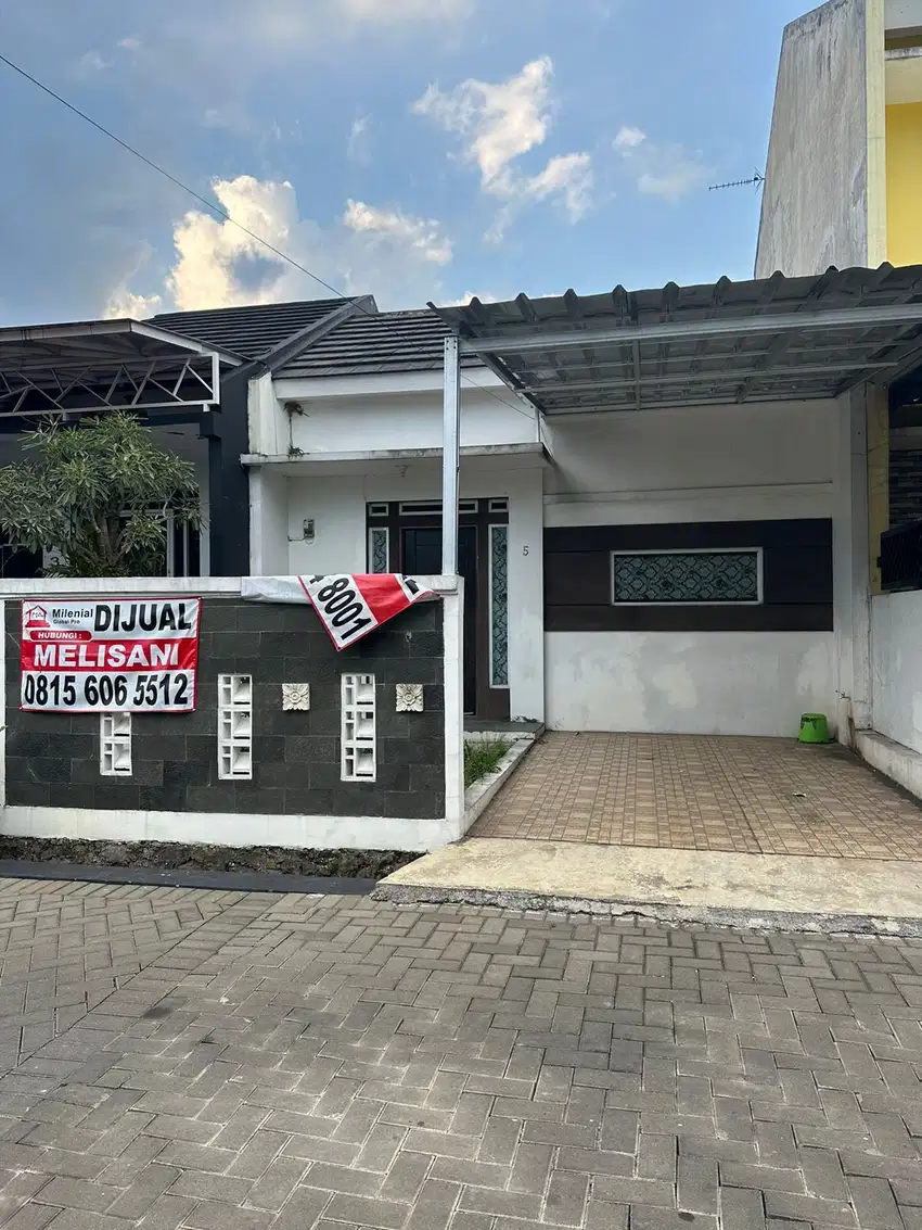 TURUN HARGA  BUTUH UANG  Dijual cepat Rumah  Pinus regency Bandung  *M