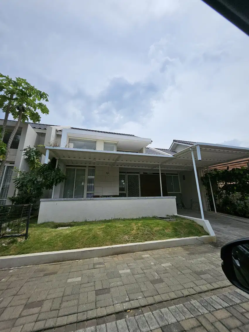 Dijual Rumah Asri Siap Huni di Kota Baru Parahyangan