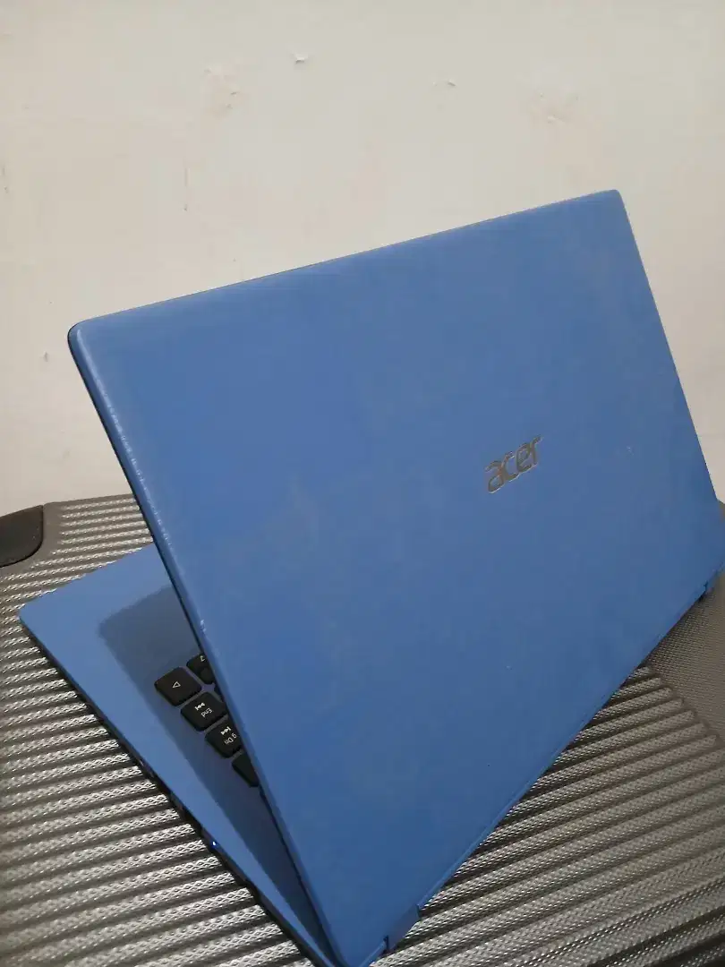 Laptop Acer Aspire 3 AMD A4 RAM 8GB/1TB HDD