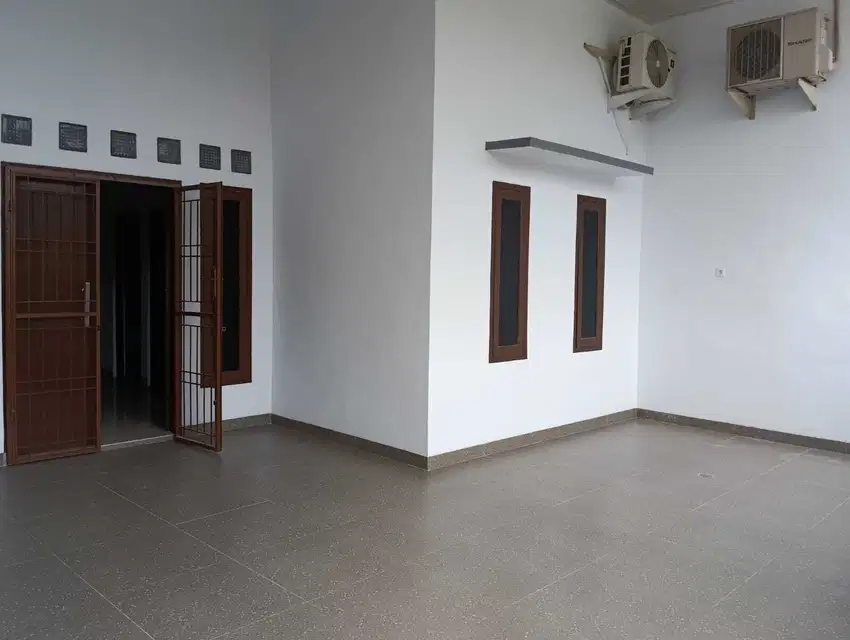 Rumah Siap Huni Di Harapan Indah Jual Murah