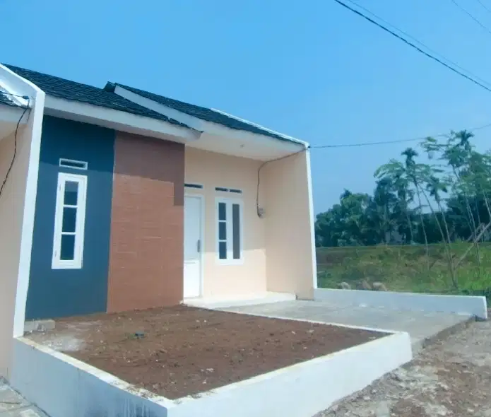 Rumah Idaman Asri dan Sejuk Dekat SMPIT Al-Husna Parungkuda