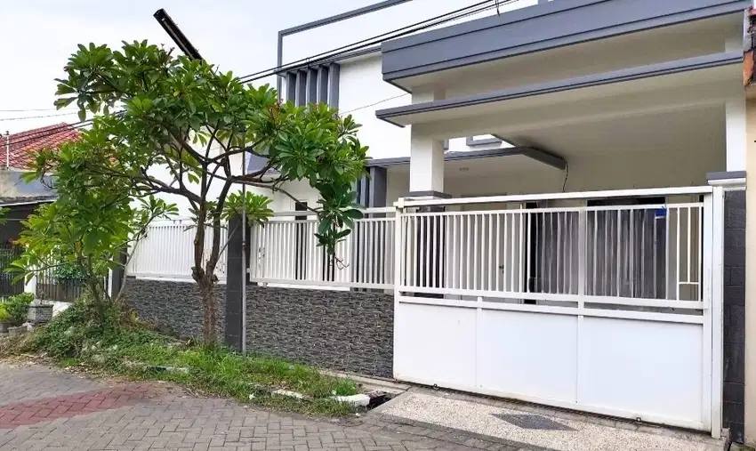Rumah Griya Babatan Mukti Wiyung Surabaya Barat