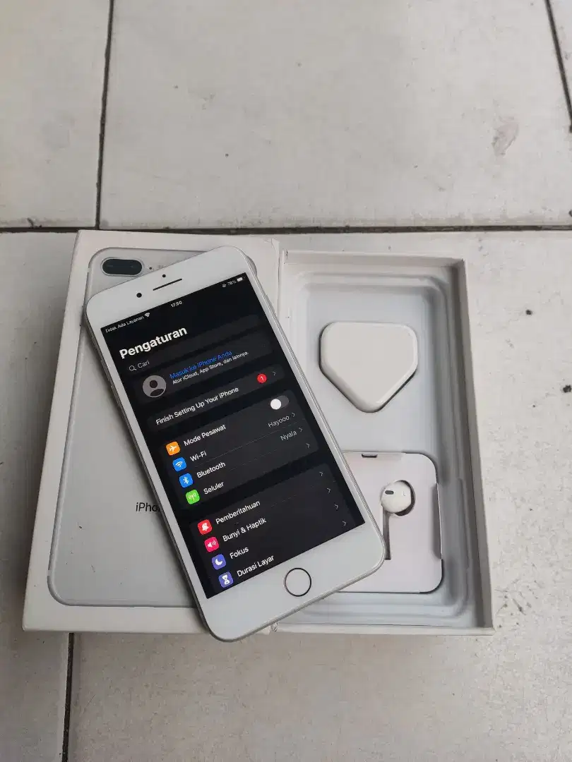 iPhone 8 plus 65gb
