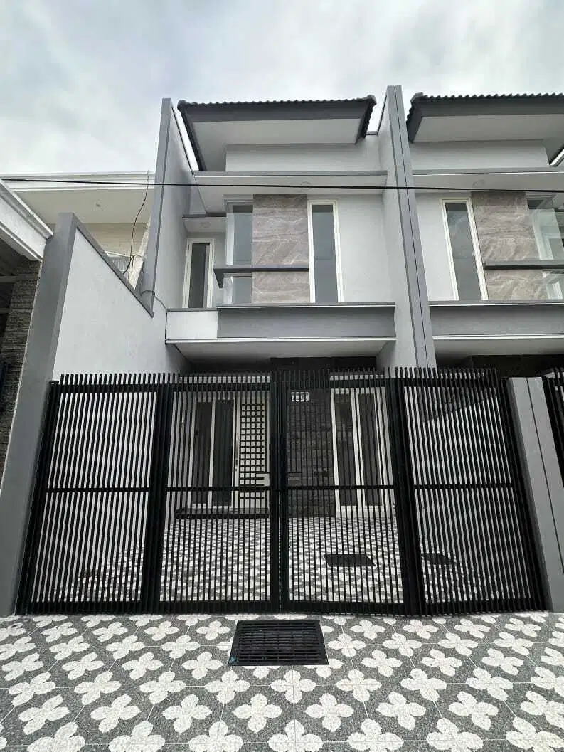 Rumah 2 Lantai Baru SHM di Sutorejo Utara Minimalis Siap Huni
