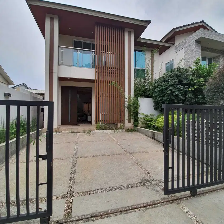 Rumah disewakan cluster pasadena full furnished sebrang AEON Mall