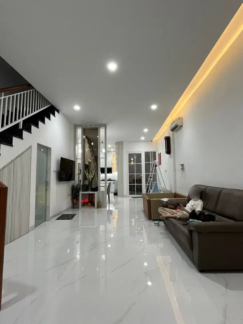 Villa Komplek Madio Regency ( Madio Santoso / Krakatau )