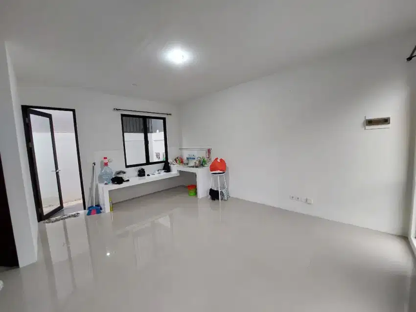 Sewa Rumah Citra Garden Puri