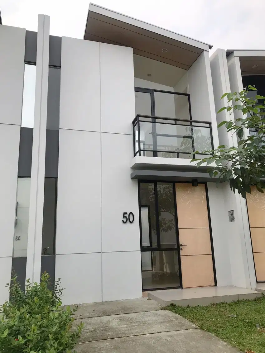 Disewakan Rumah Cluster Cendana Essence Karawaci