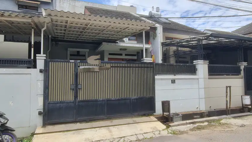 Rumah Bagus Nyaman Siap Huni di Cisaranten Arcamanik Bandung