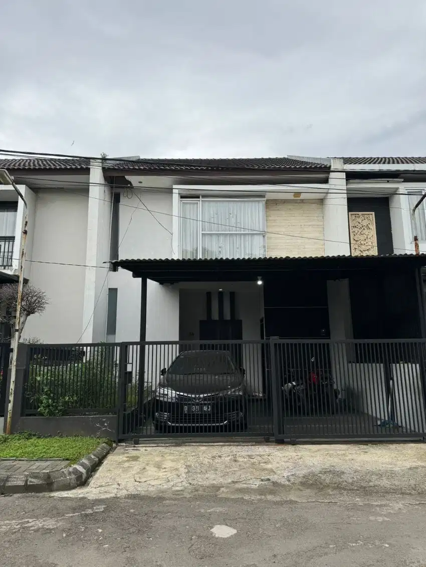 Rumah modern siap huni di batununggal indah bandung