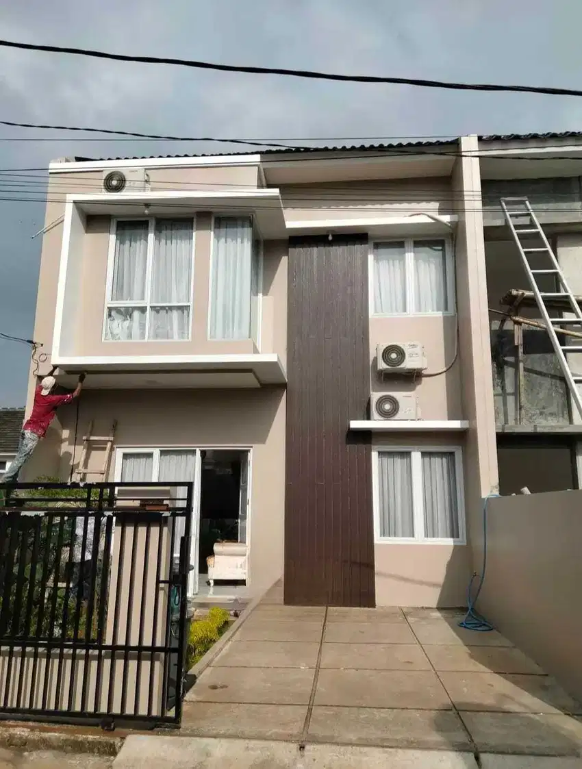 Dijual rumah 2 lantai rapi siap huni di jatiasih bekasi