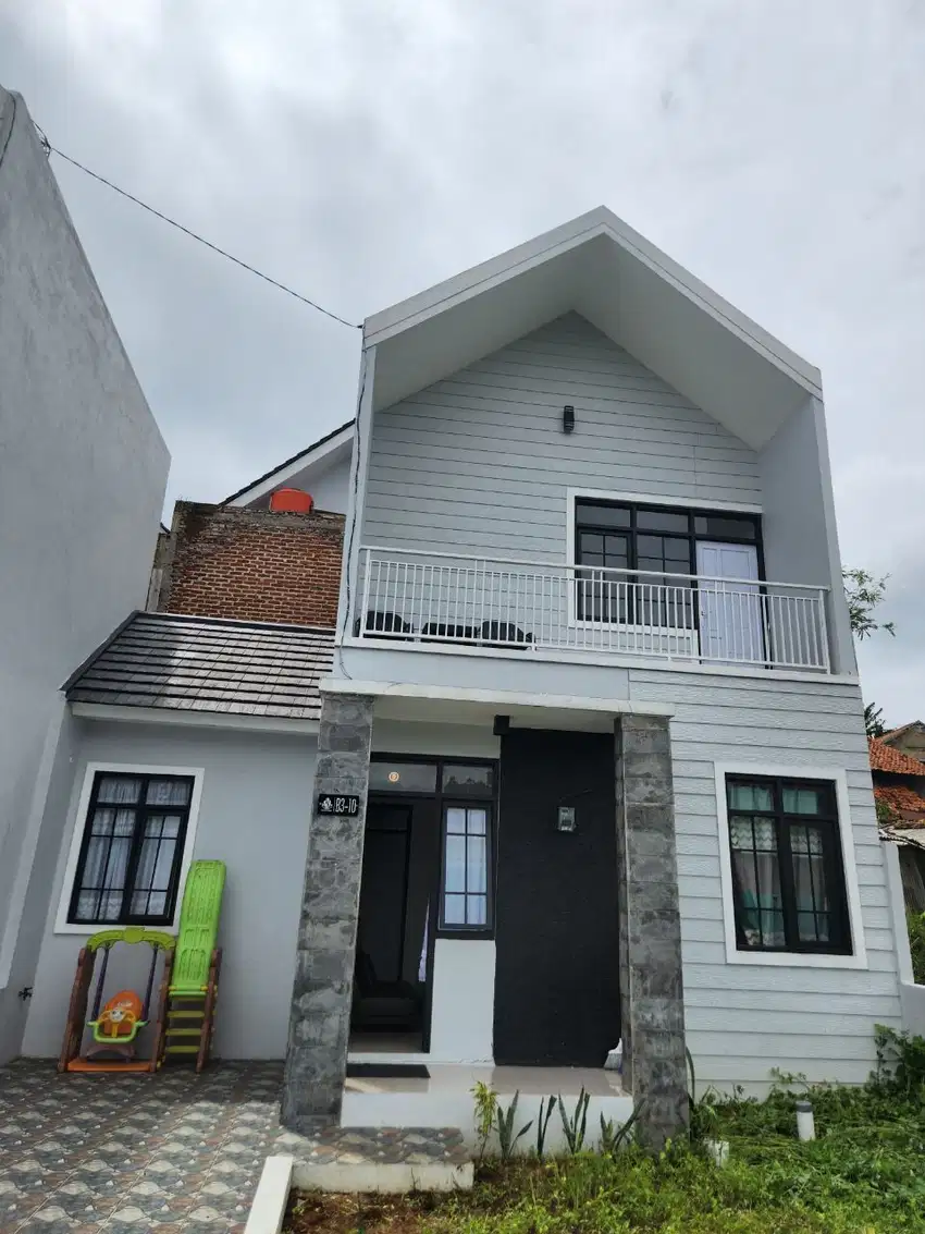 Rumah ala Villa di Padaasih, Permana Utara