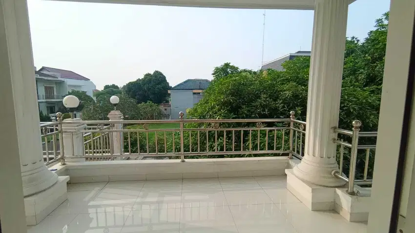 Dijual Rumah Taman Golf Boulevard Modernland