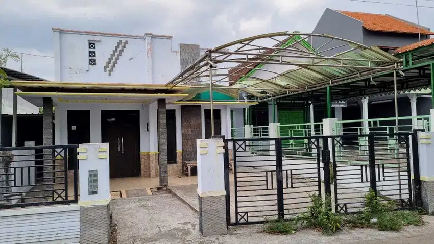 Rumah Kelurahan Sumobito Kecmatan Sumobito Kab Jombang