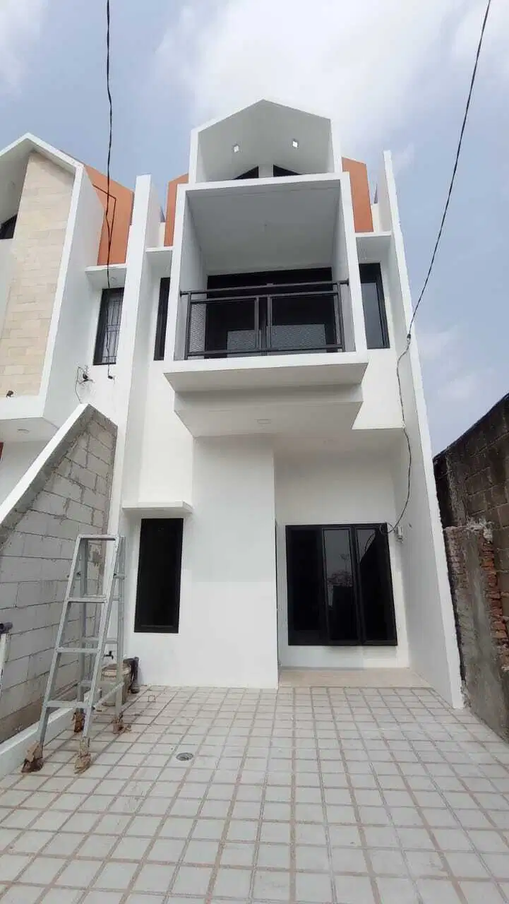 Jual rumah baru cluster di Cilangkap Jakarta Timur