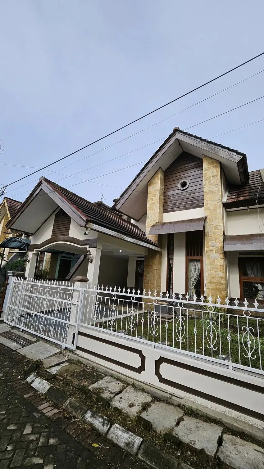 Dijual rumah AH Nasution 5 menit ke RSU Hermina Arcamanik